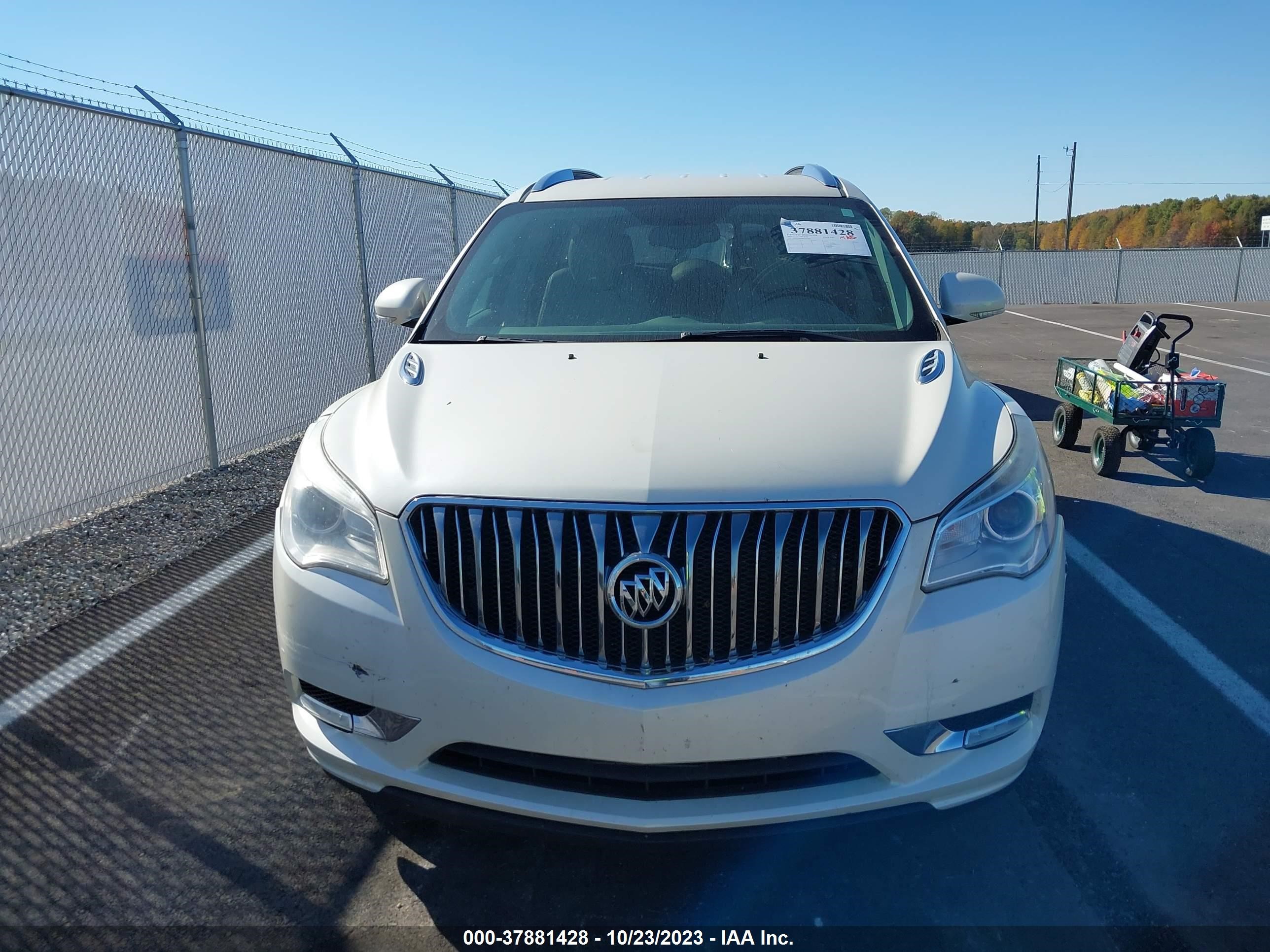 Photo 11 VIN: 5GAKVBKD9FJ156483 - BUICK ENCLAVE 