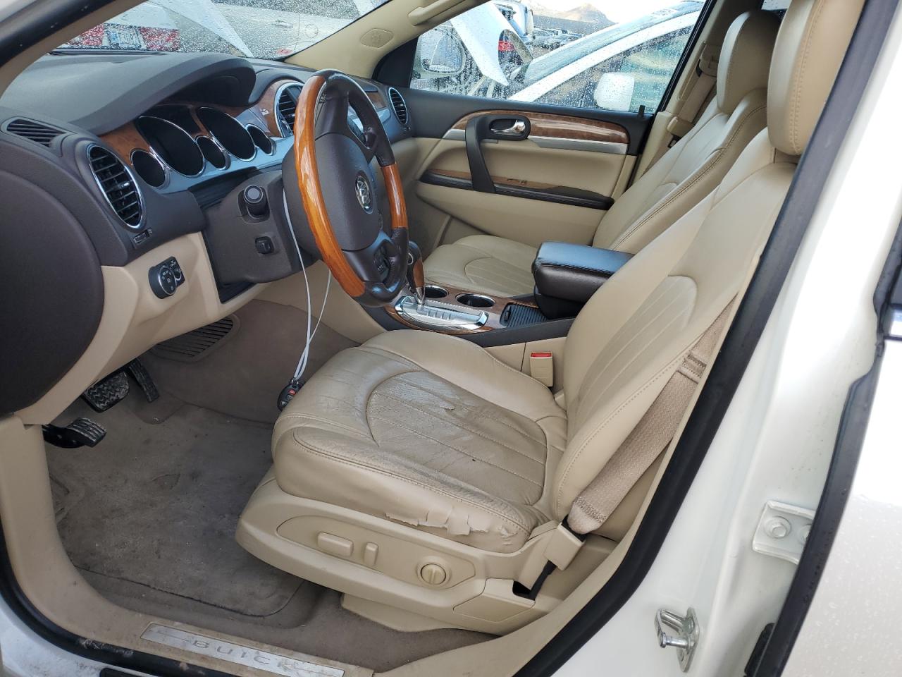 Photo 6 VIN: 5GAKVCED0BJ257262 - BUICK ENCLAVE 