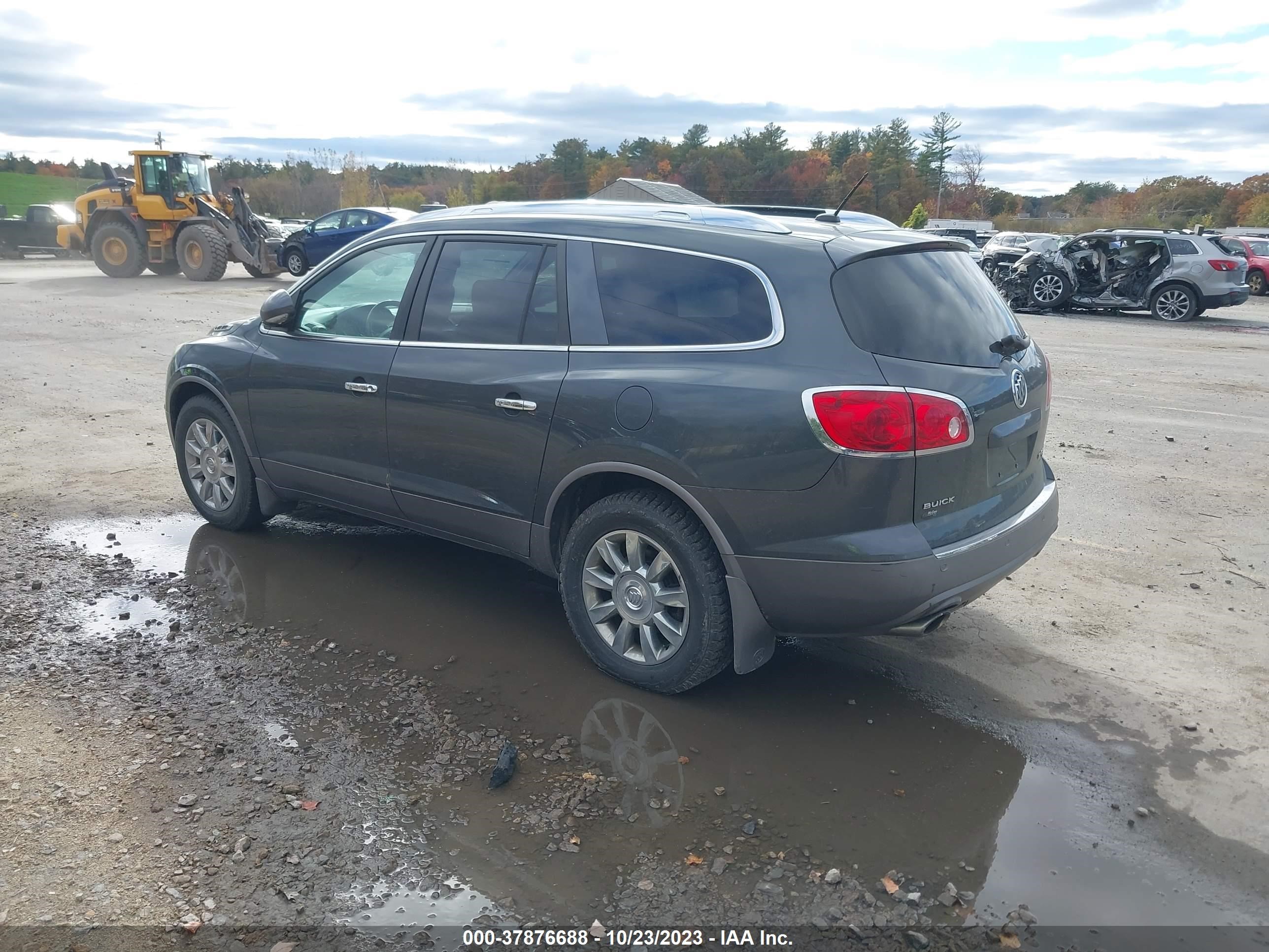 Photo 2 VIN: 5GAKVCED3BJ154286 - BUICK ENCLAVE 