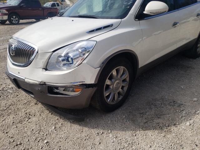 Photo 8 VIN: 5GAKVCED5BJ385061 - BUICK ENCLAVE CX 