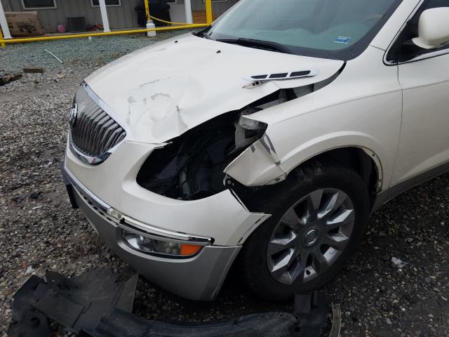 Photo 8 VIN: 5GAKVCED5BJ402389 - BUICK ENCLAVE CX 