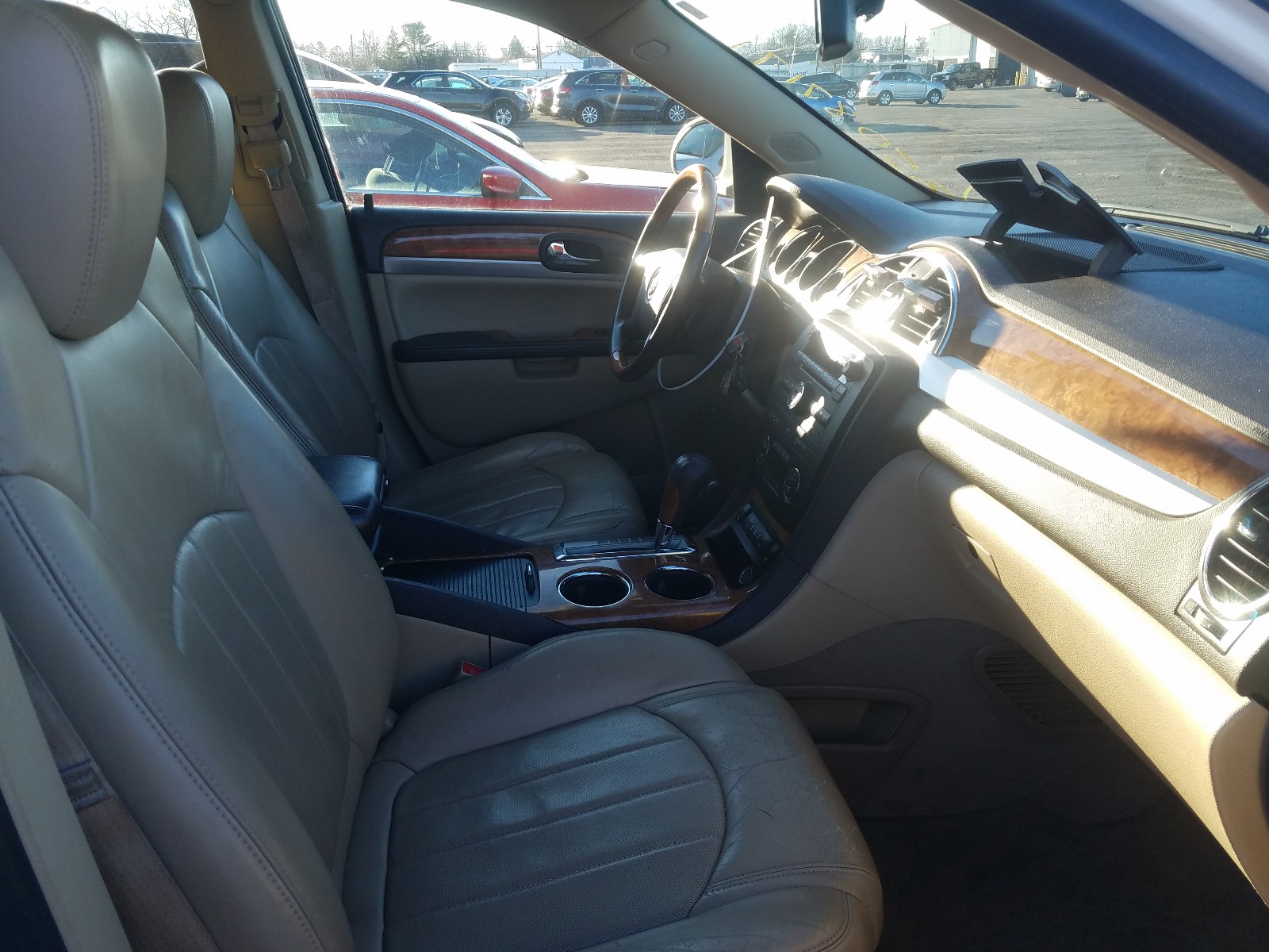 Photo 4 VIN: 5GAKVCED8BJ109327 - BUICK ENCLAVE CX 