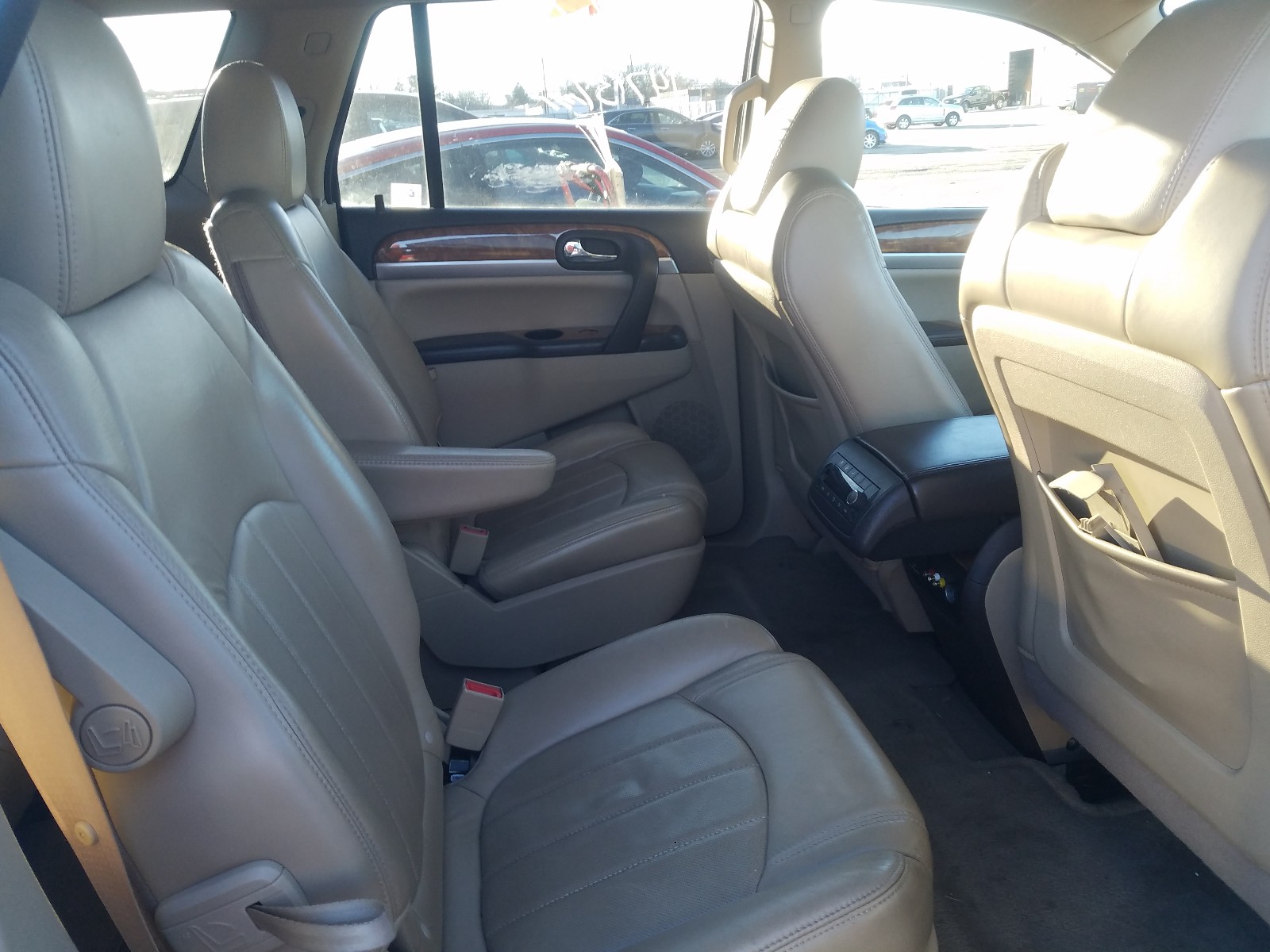 Photo 5 VIN: 5GAKVCED8BJ109327 - BUICK ENCLAVE CX 