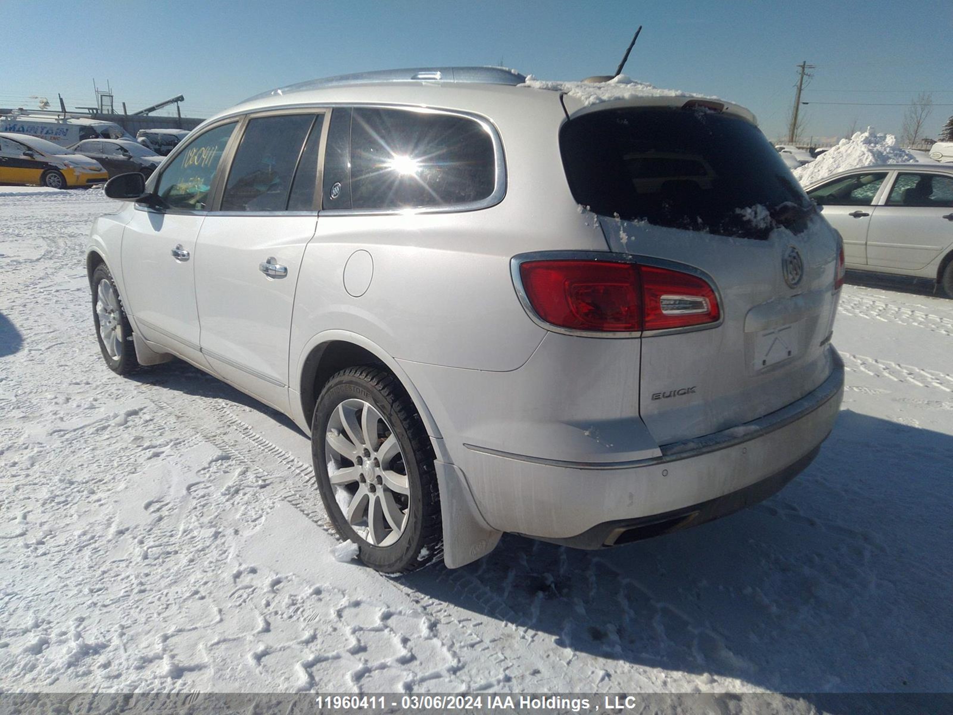 Photo 2 VIN: 5GAKVCKD3HJ116585 - BUICK ENCLAVE 