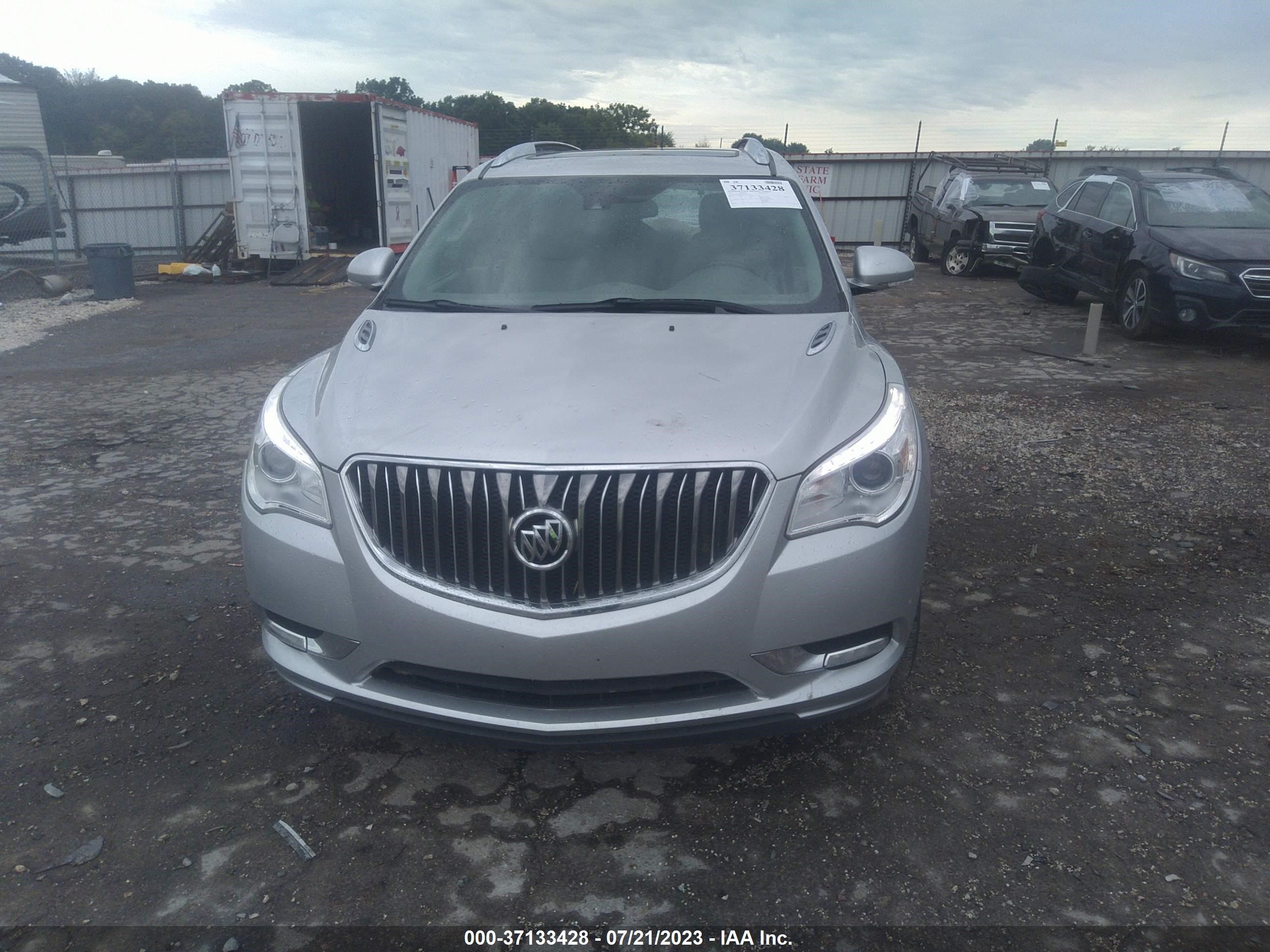 Photo 11 VIN: 5GAKVCKD5HJ135672 - BUICK ENCLAVE 