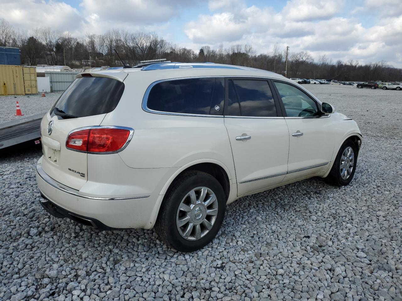 Photo 2 VIN: 5GAKVCKD8FJ254765 - BUICK ENCLAVE 