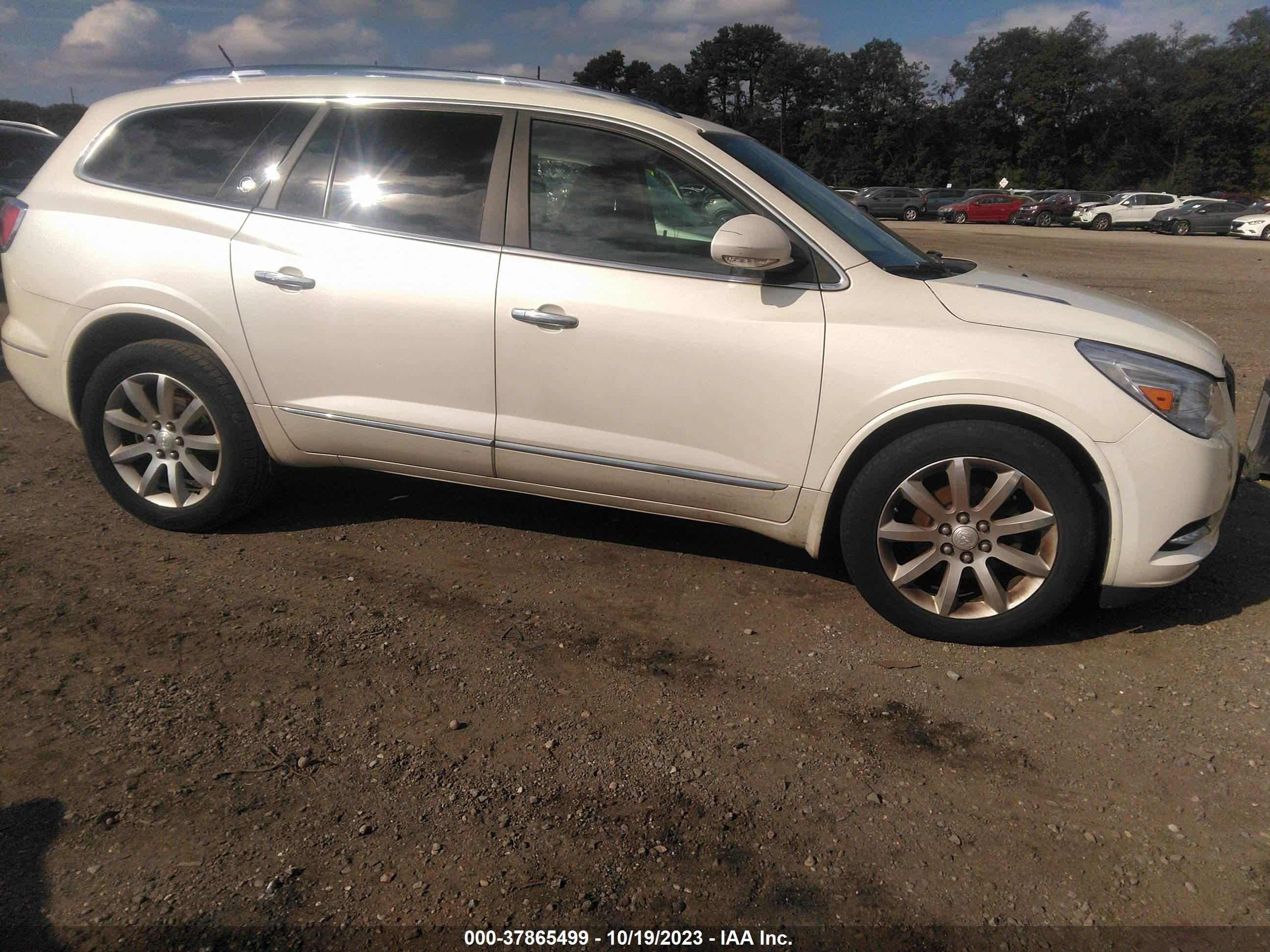 Photo 13 VIN: 5GAKVCKDXFJ157793 - BUICK ENCLAVE 