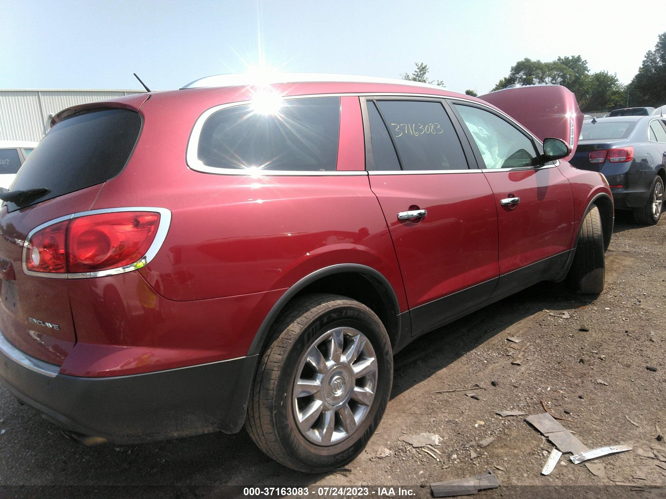 Photo 3 VIN: 5GAKVDED1CJ232281 - BUICK ENCLAVE 