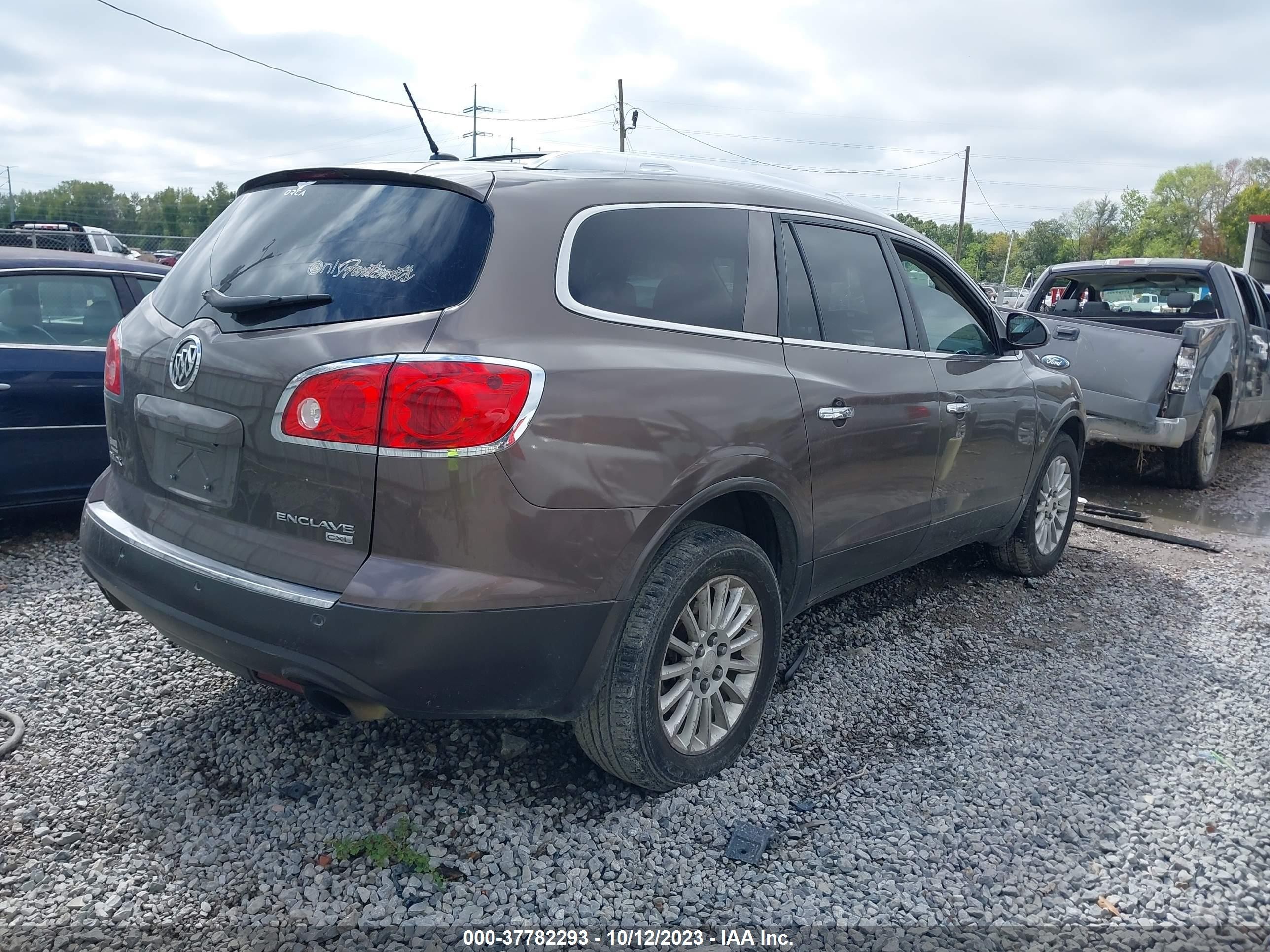 Photo 3 VIN: 5GALRBED7AJ163624 - BUICK ENCLAVE 