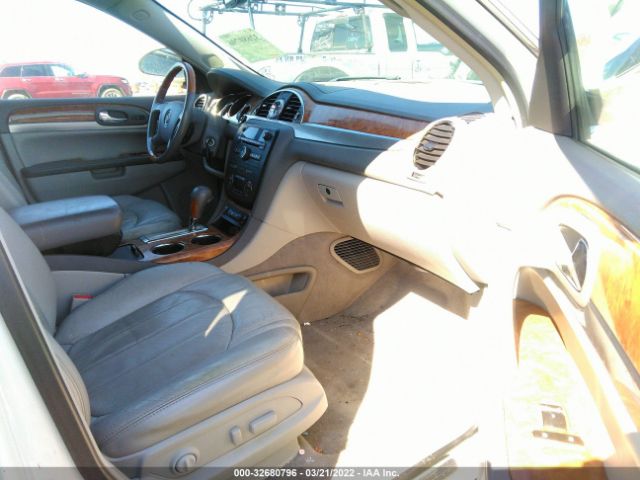 Photo 4 VIN: 5GALRBED7AJ177281 - BUICK ENCLAVE 