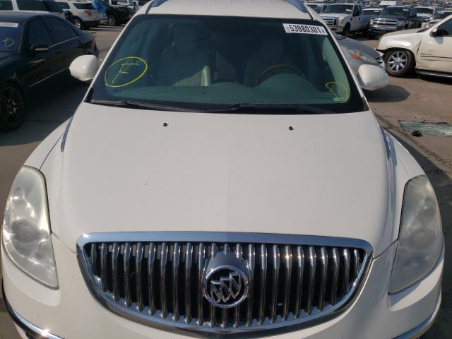 Photo 8 VIN: 5GALVBED8AJ213121 - BUICK ENCLAVE CX 