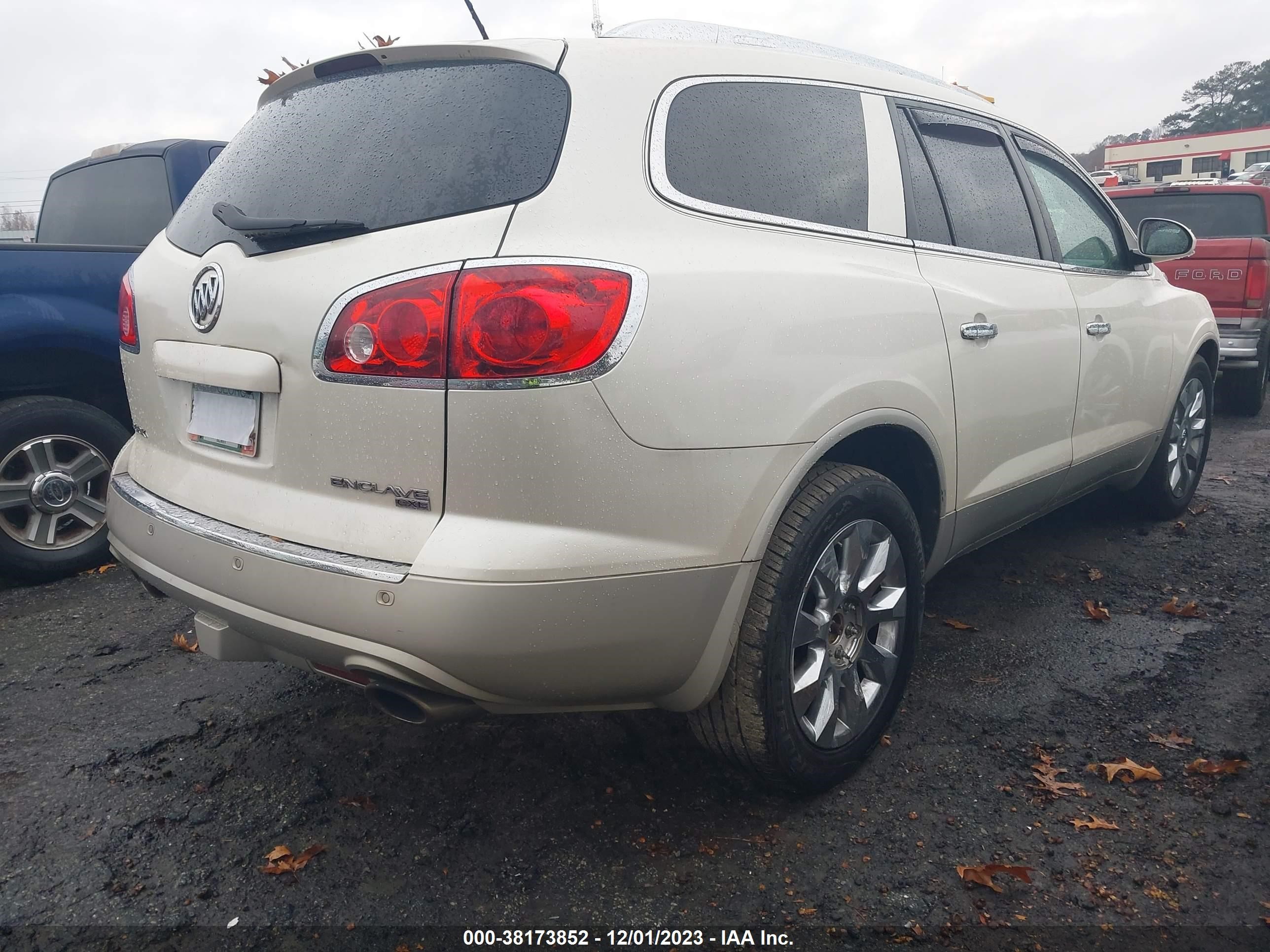 Photo 3 VIN: 5GALVCED1AJ167301 - BUICK ENCLAVE 