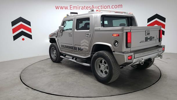 Photo 8 VIN: 5GRGN22U15H104547 - HUMMER H2 