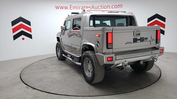 Photo 9 VIN: 5GRGN22U15H104547 - HUMMER H2 