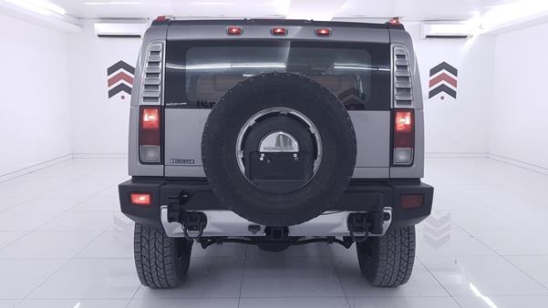 Photo 7 VIN: 5GRGN23219H100761 - HUMMER H2 