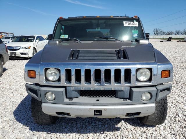 Photo 4 VIN: 5GRGN23229H100638 - HUMMER H2 