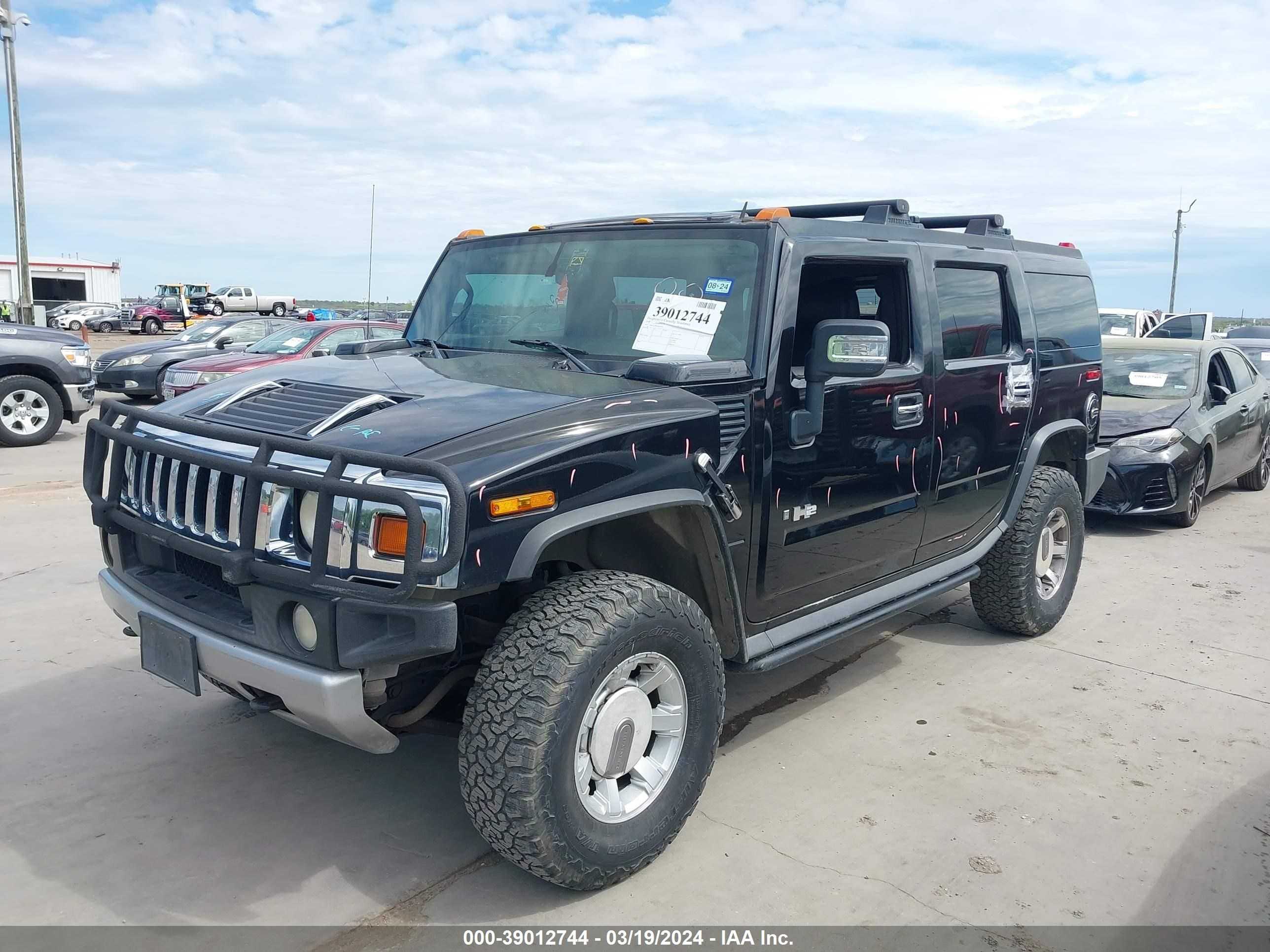 Photo 1 VIN: 5GRGN23808H108143 - HUMMER NULL 