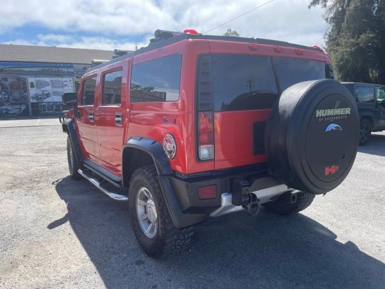 Photo 2 VIN: 5GRGN23848H106329 - HUMMER H2 