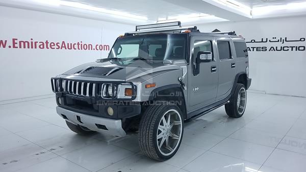 Photo 4 VIN: 5GRGN23868H101438 - HUMMER H2 