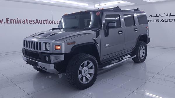 Photo 5 VIN: 5GRGN23868H107482 - HUMMER H2 