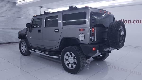 Photo 6 VIN: 5GRGN23868H107482 - HUMMER H2 