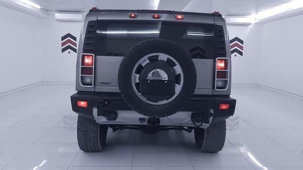 Photo 7 VIN: 5GRGN23868H107482 - HUMMER H2 