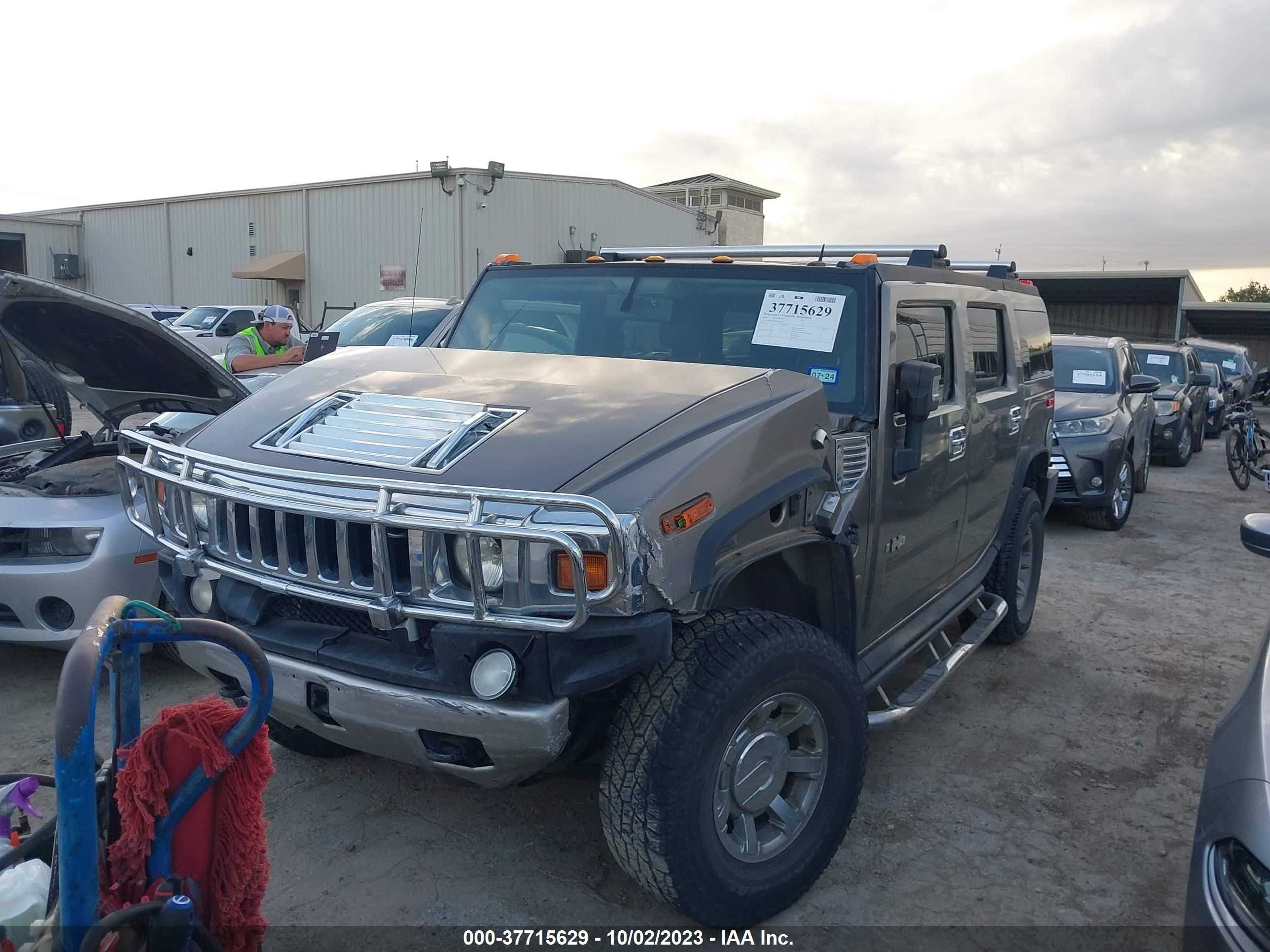 Photo 1 VIN: 5GRGN23888H102591 - HUMMER H2 