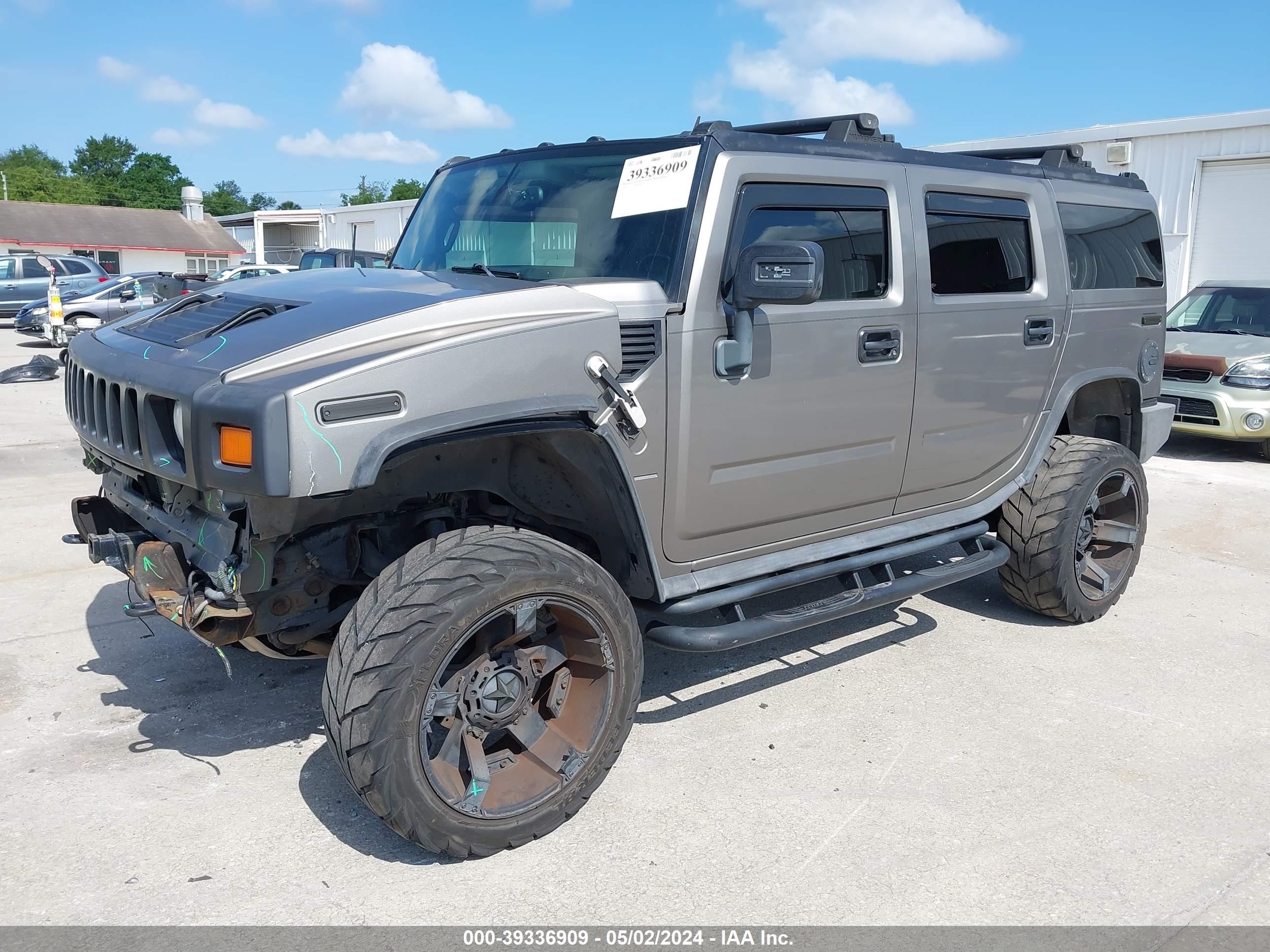 Photo 1 VIN: 5GRGN238X8H102091 - HUMMER NULL 