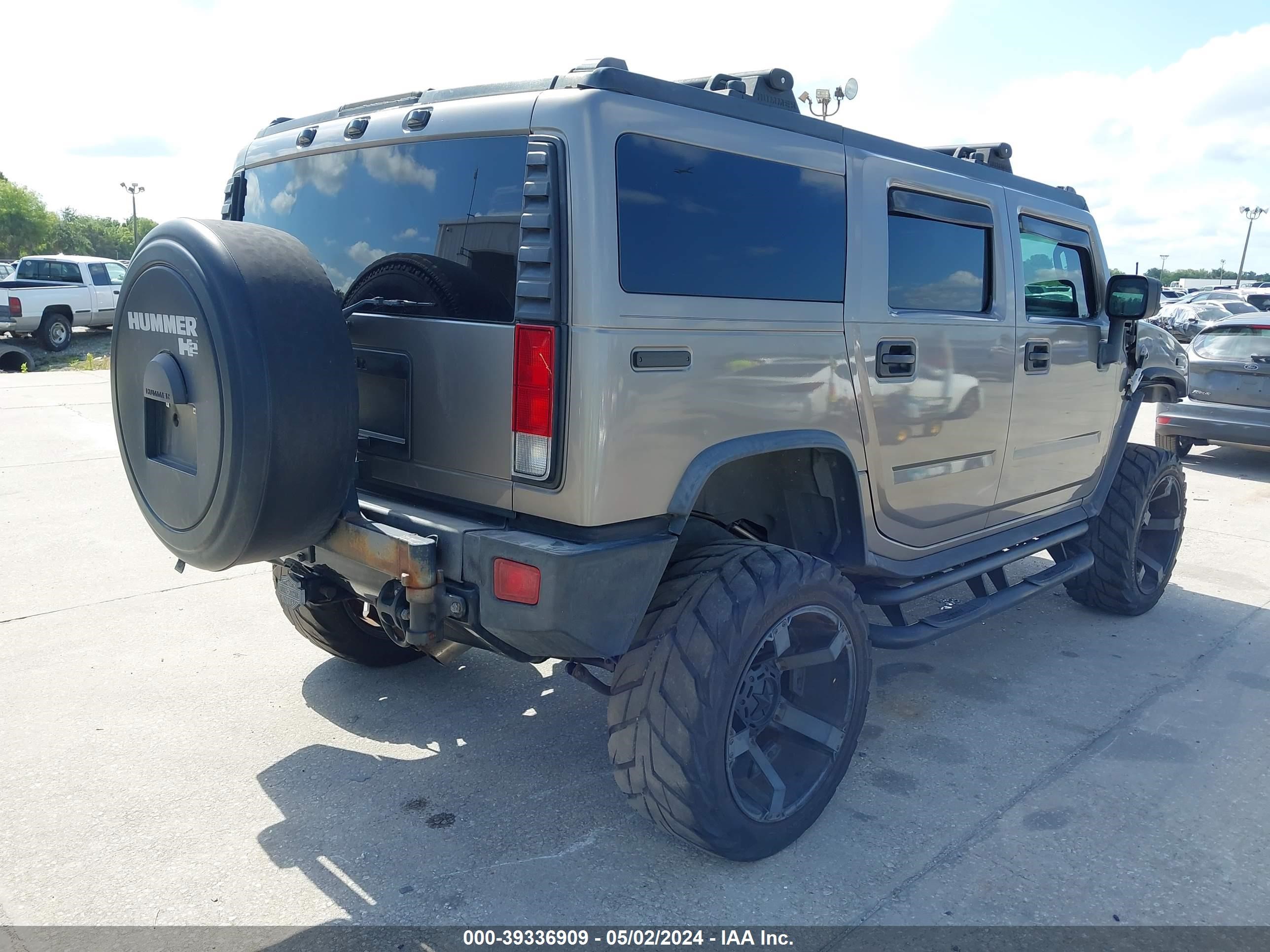 Photo 3 VIN: 5GRGN238X8H102091 - HUMMER NULL 