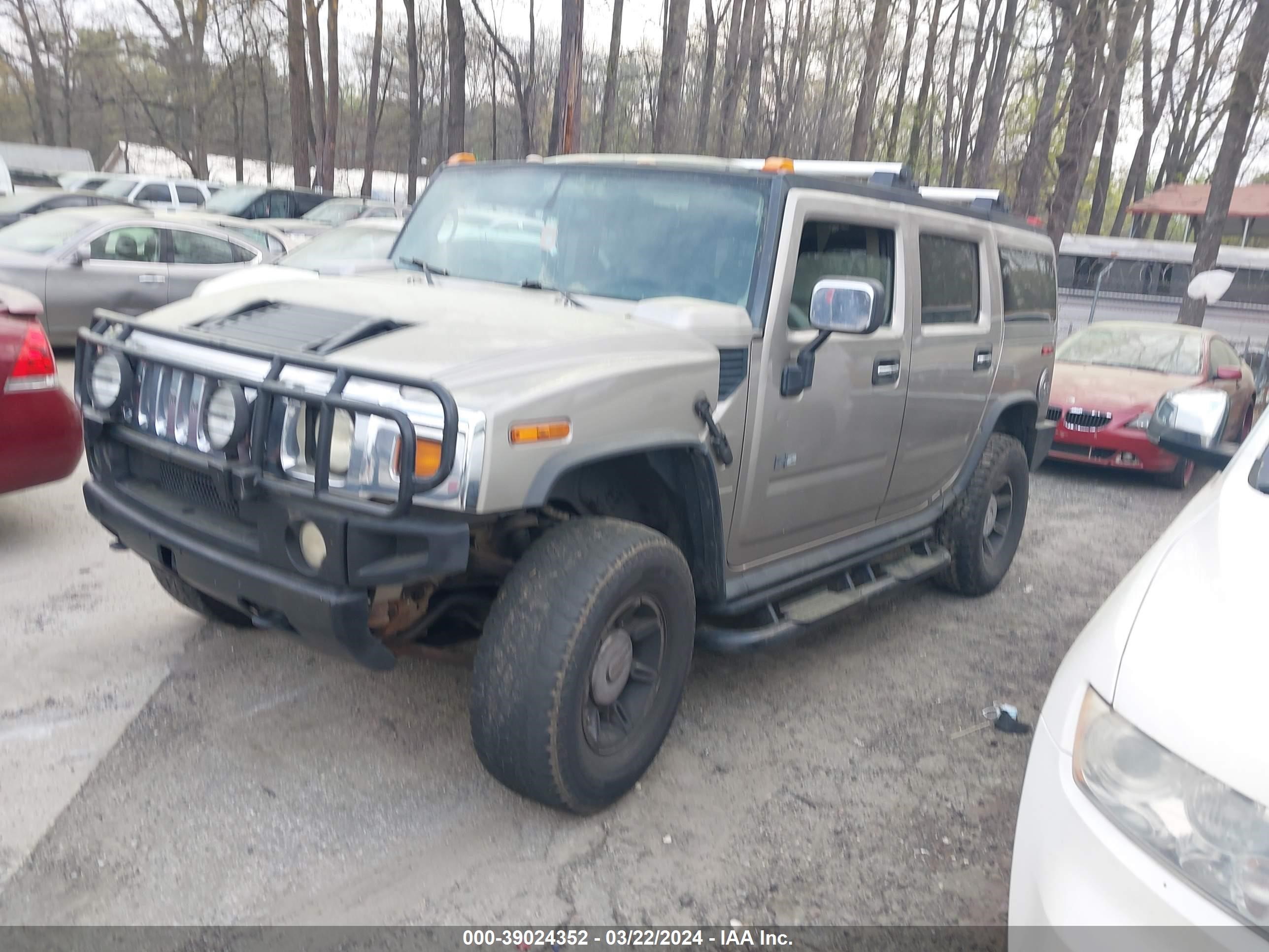 Photo 1 VIN: 5GRGN23U03H125580 - HUMMER H2 