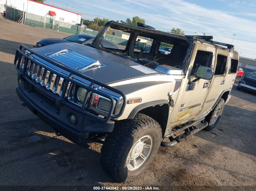 Photo 1 VIN: 5GRGN23U03H144968 - HUMMER H2 