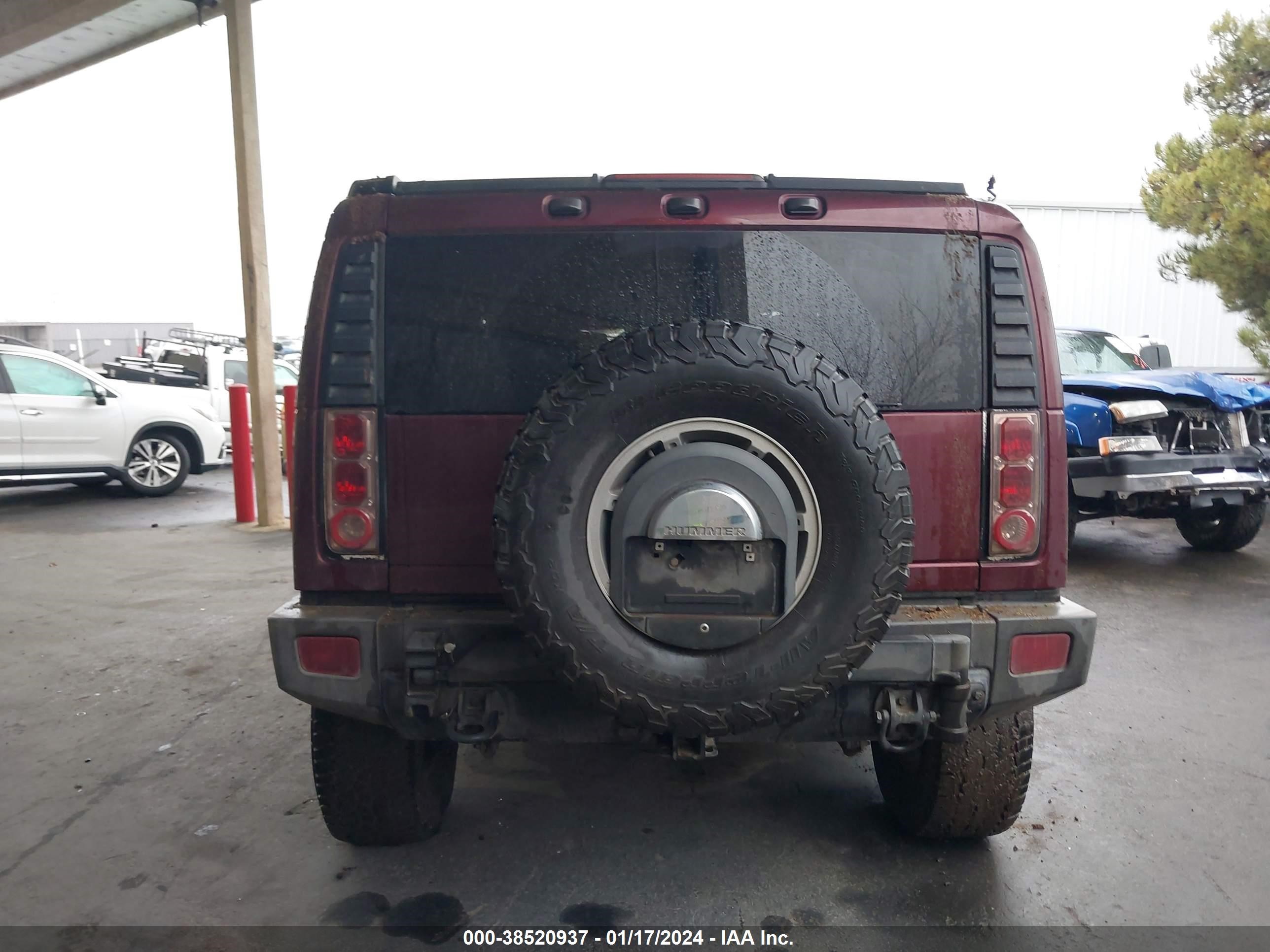 Photo 15 VIN: 5GRGN23U07H101883 - HUMMER H2 