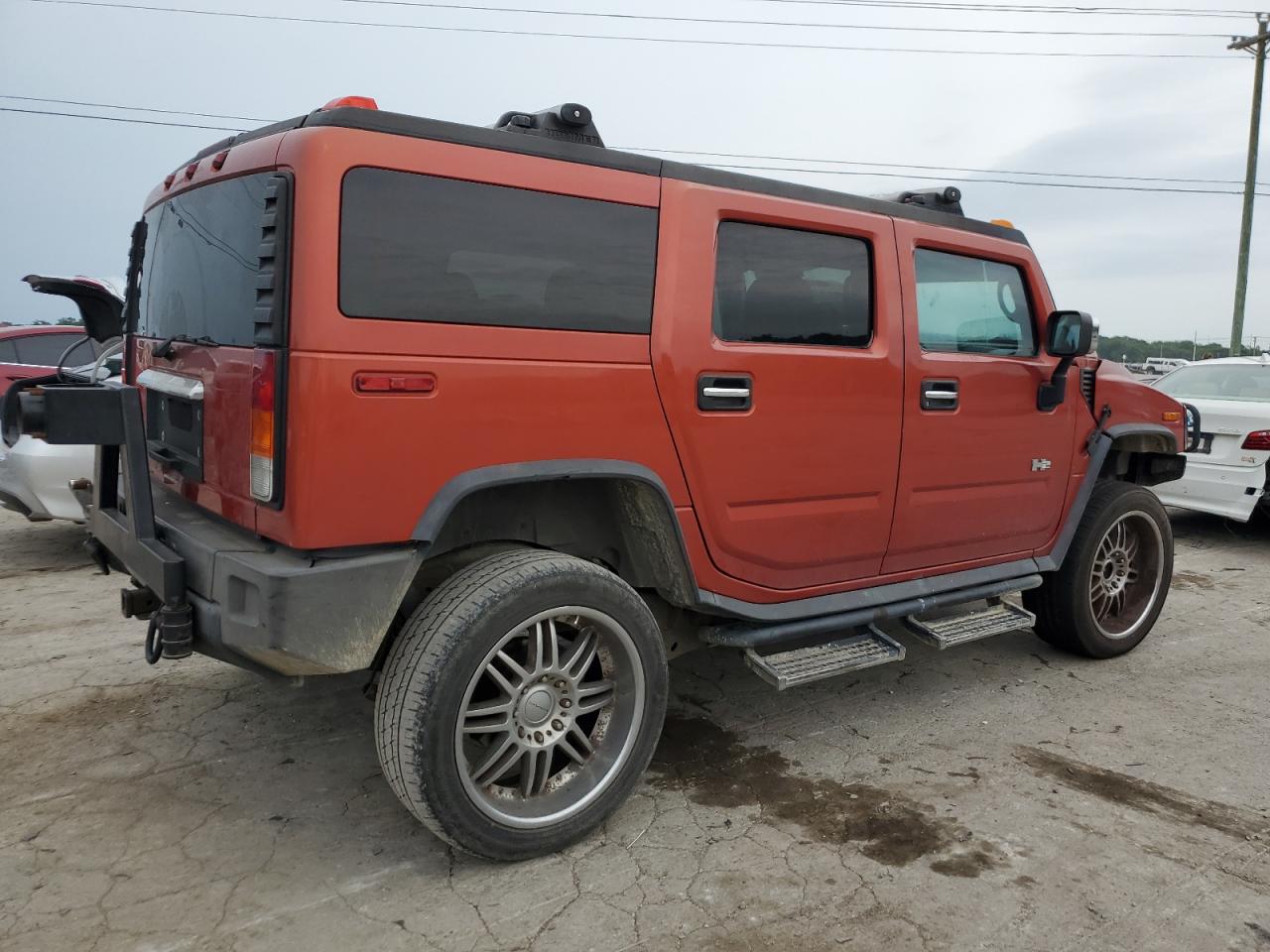 Photo 2 VIN: 5GRGN23U13H109565 - HUMMER H2 