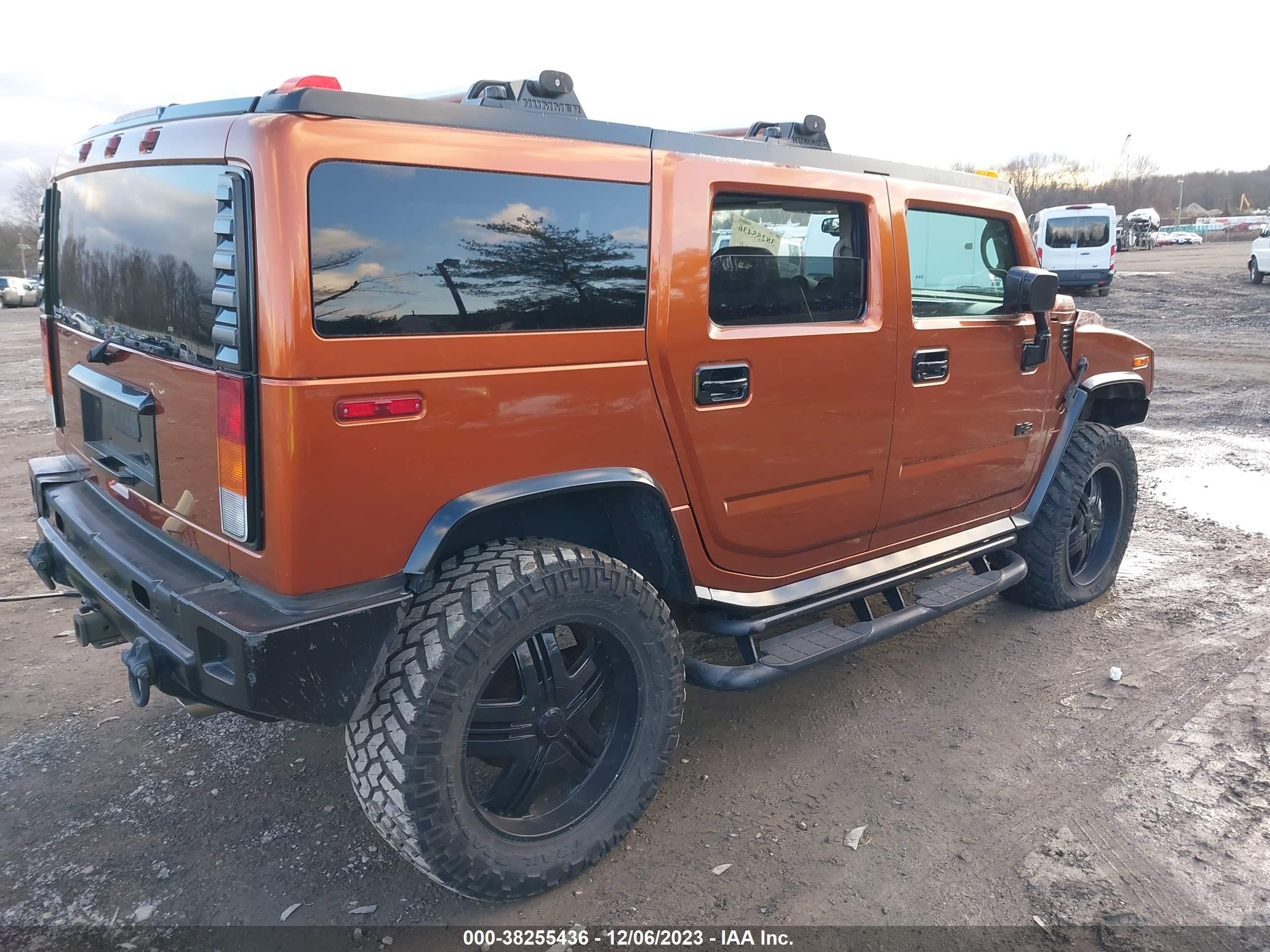 Photo 3 VIN: 5GRGN23U13H145904 - HUMMER H2 