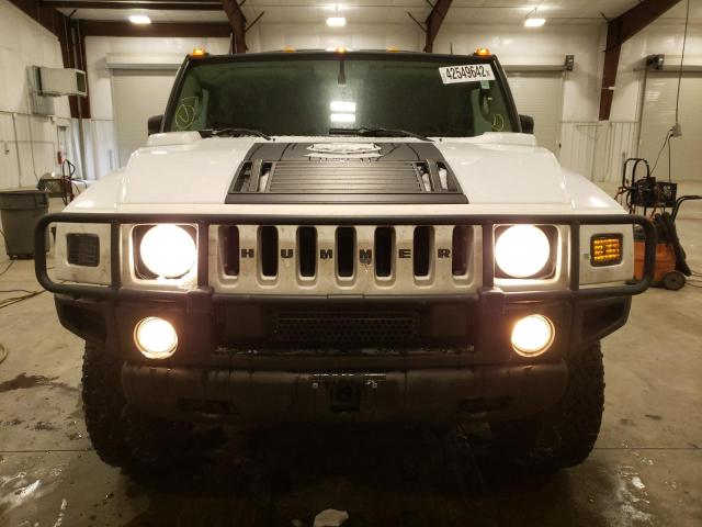 Photo 8 VIN: 5GRGN23U13H147734 - HUMMER H2 