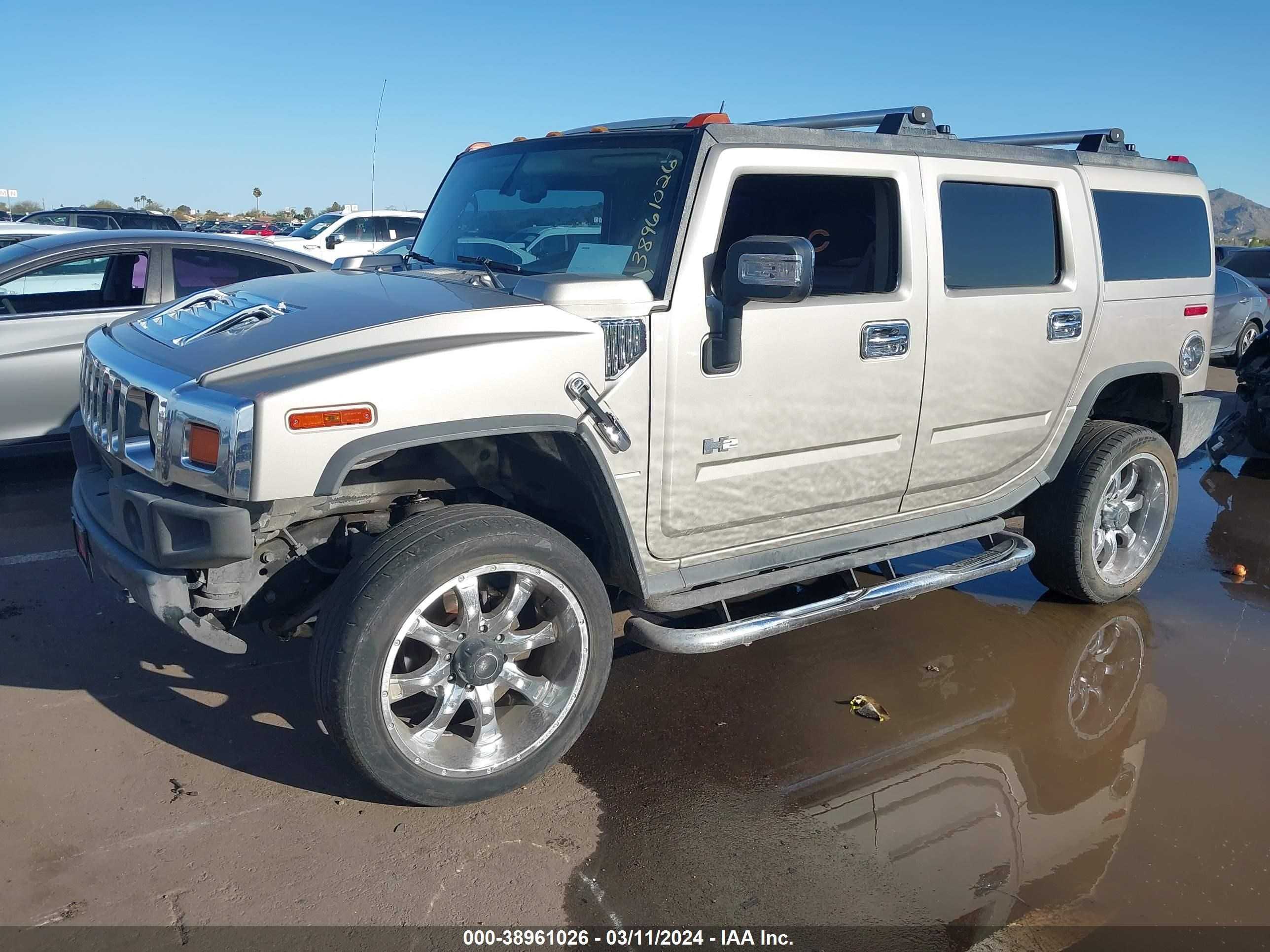 Photo 1 VIN: 5GRGN23U14H121961 - HUMMER H2 