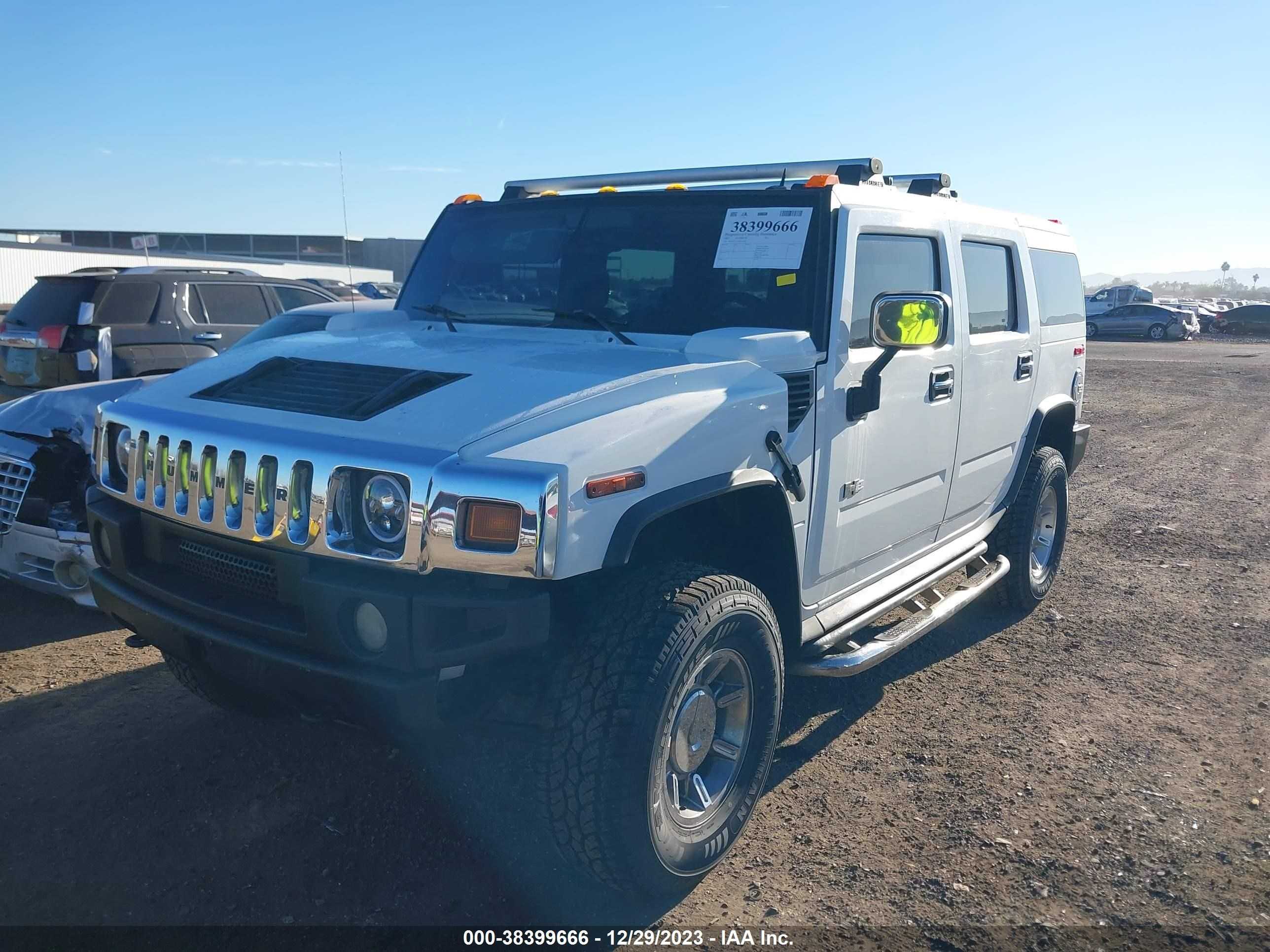 Photo 1 VIN: 5GRGN23U15H117670 - HUMMER H2 