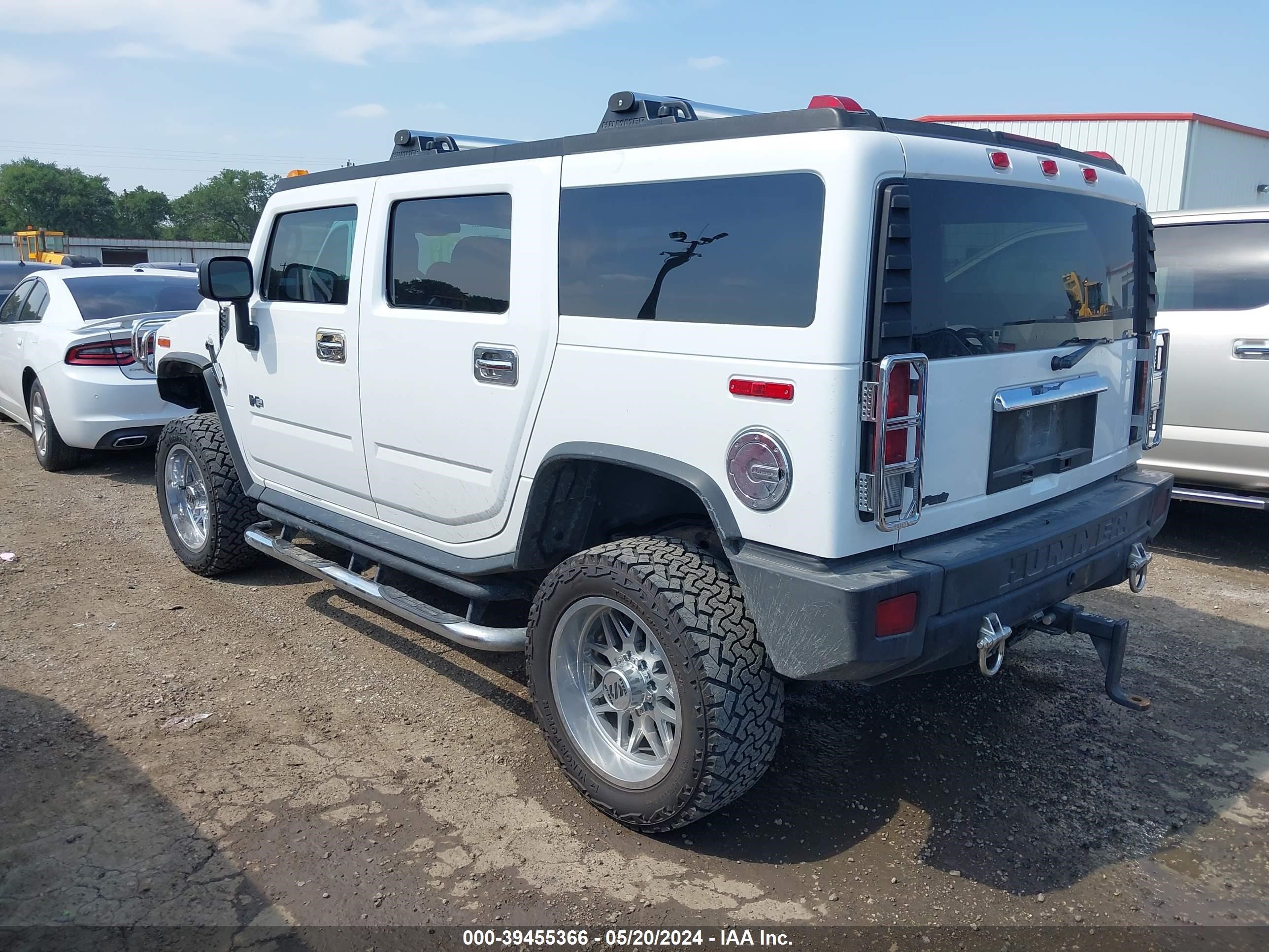 Photo 2 VIN: 5GRGN23U15H126773 - HUMMER NULL 