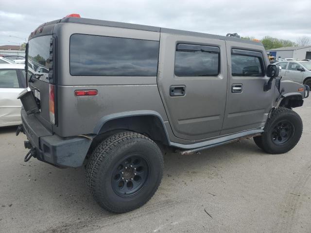 Photo 2 VIN: 5GRGN23U23H105587 - HUMMER H2 