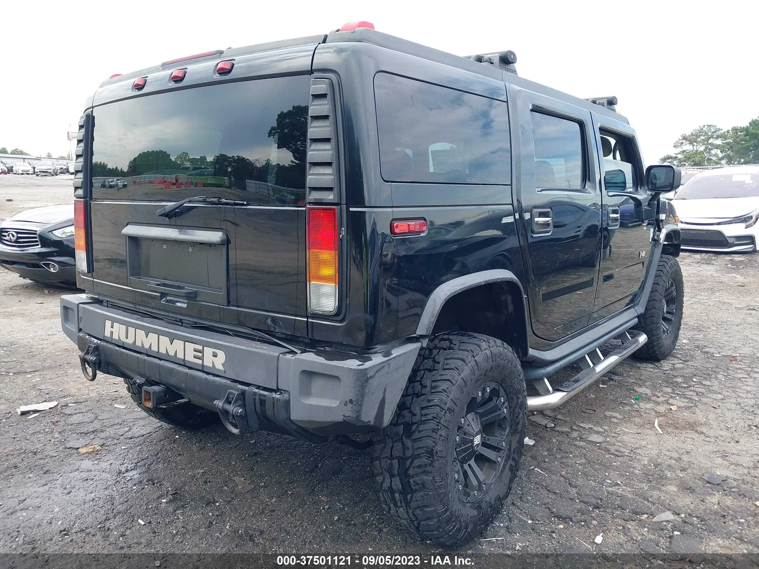 Photo 3 VIN: 5GRGN23U23H124060 - HUMMER H2 