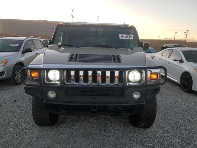 Photo 4 VIN: 5GRGN23U33H124696 - HUMMER H2 