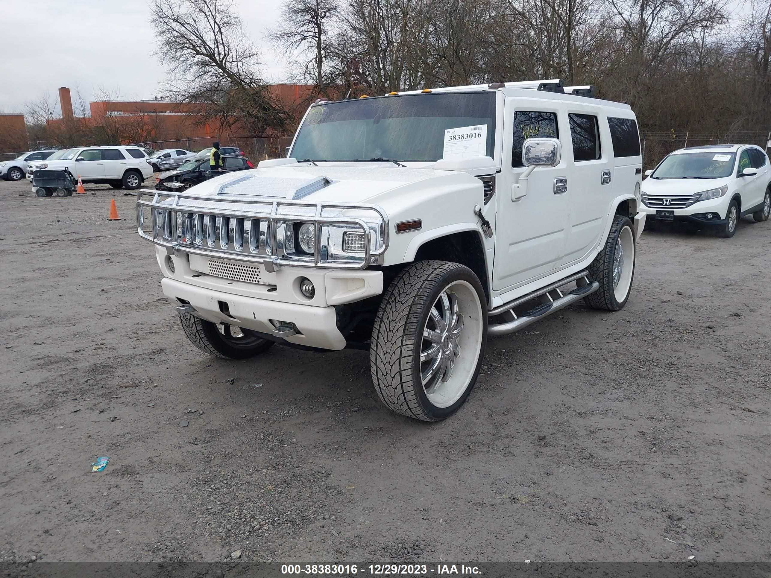 Photo 1 VIN: 5GRGN23U43H104635 - HUMMER H2 