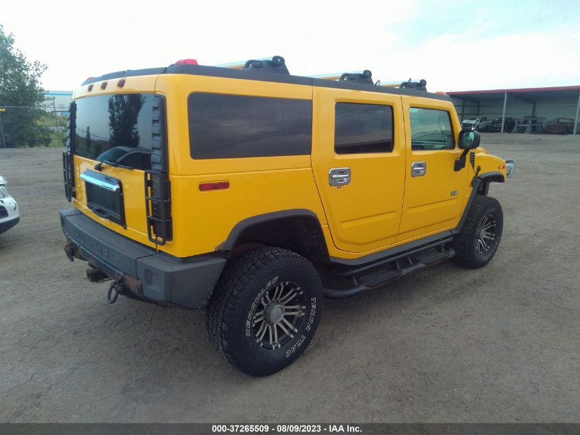 Photo 3 VIN: 5GRGN23U43H110421 - HUMMER H2 