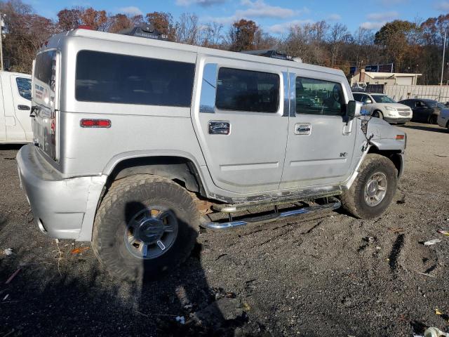 Photo 2 VIN: 5GRGN23U46H108396 - HUMMER H2 