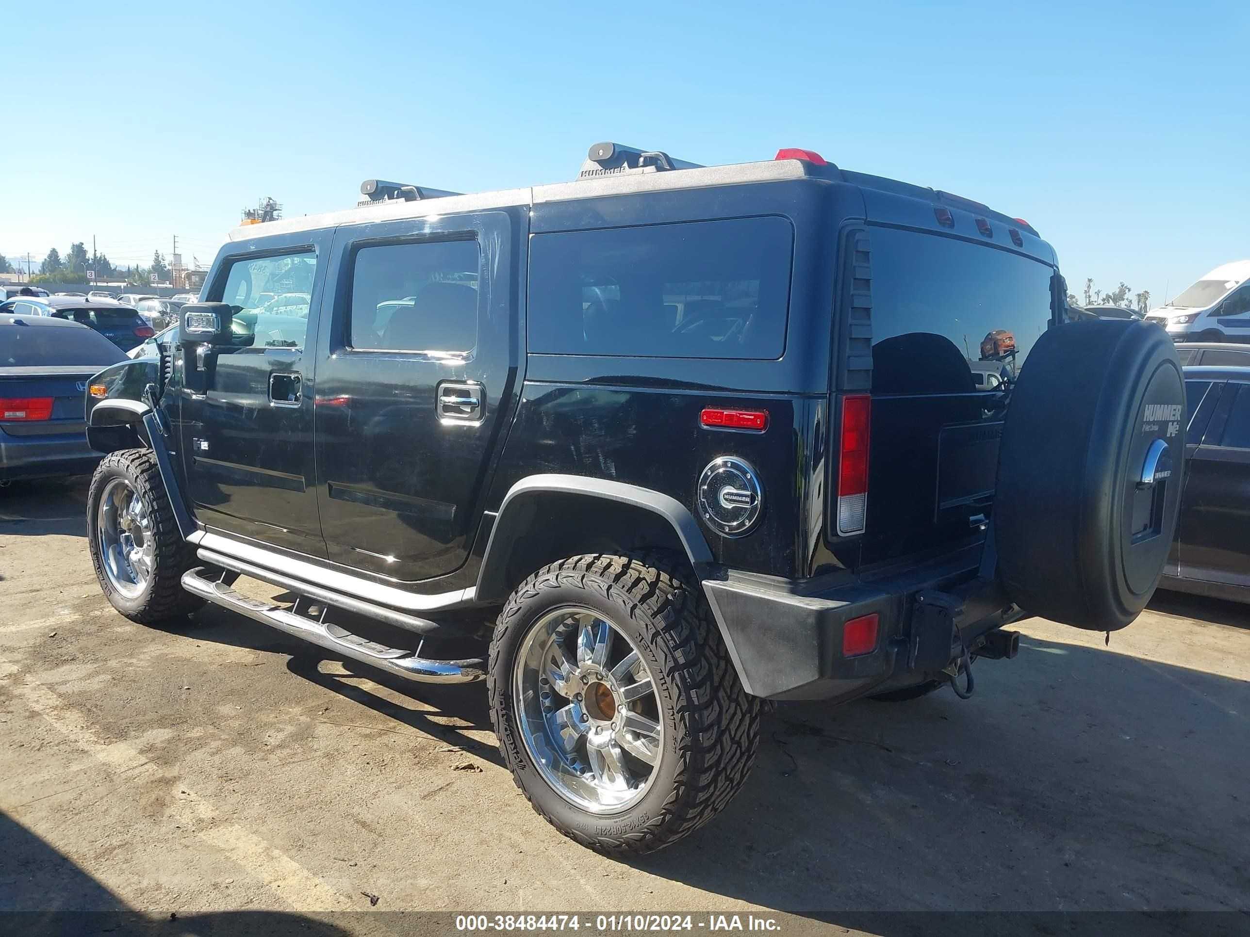 Photo 2 VIN: 5GRGN23U47H109520 - HUMMER H2 