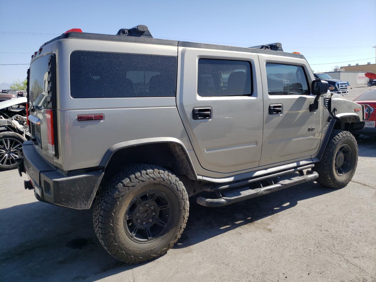 Photo 2 VIN: 5GRGN23U53H121282 - HUMMER H2 