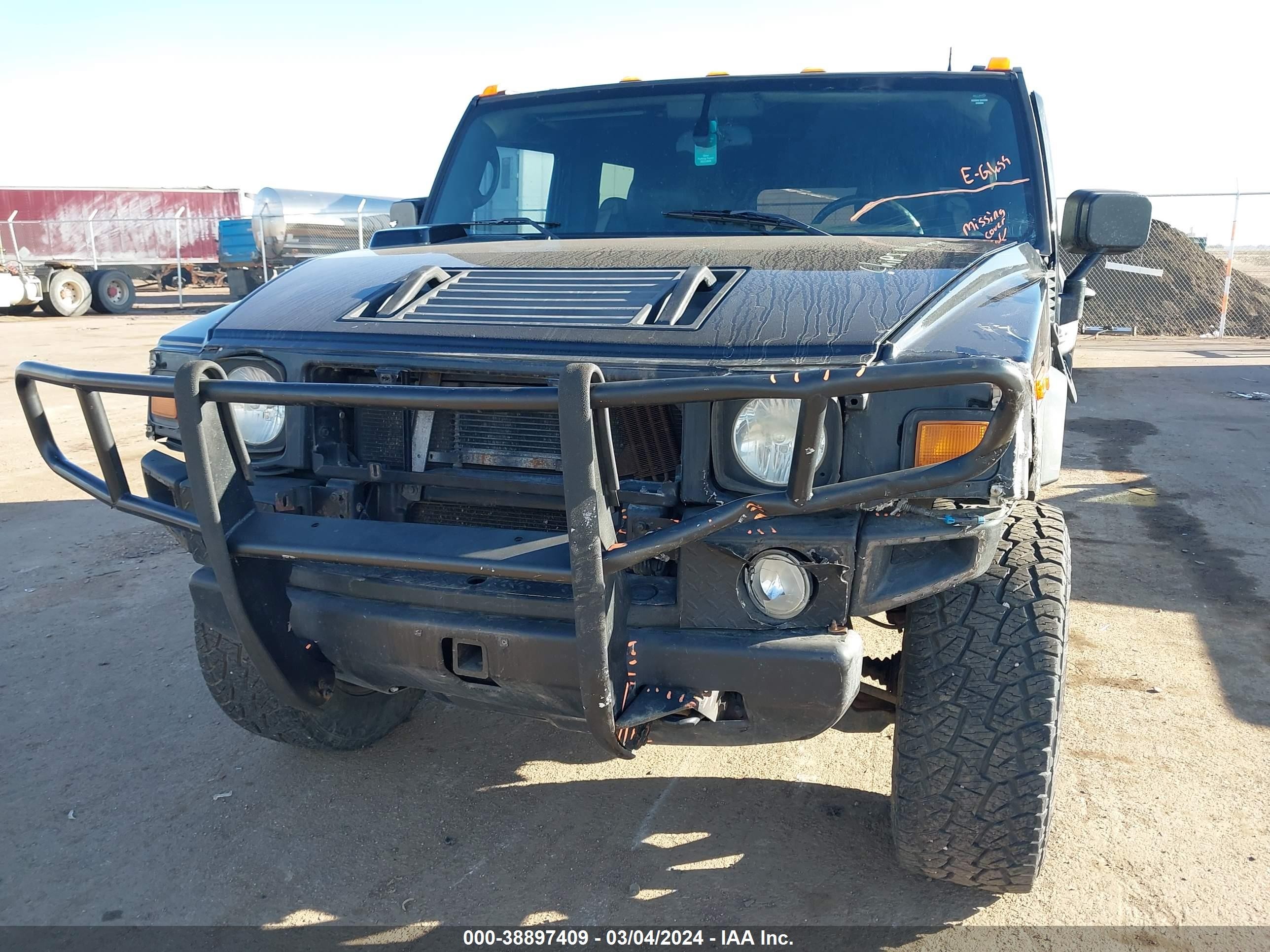 Photo 5 VIN: 5GRGN23U53H134257 - HUMMER H2 