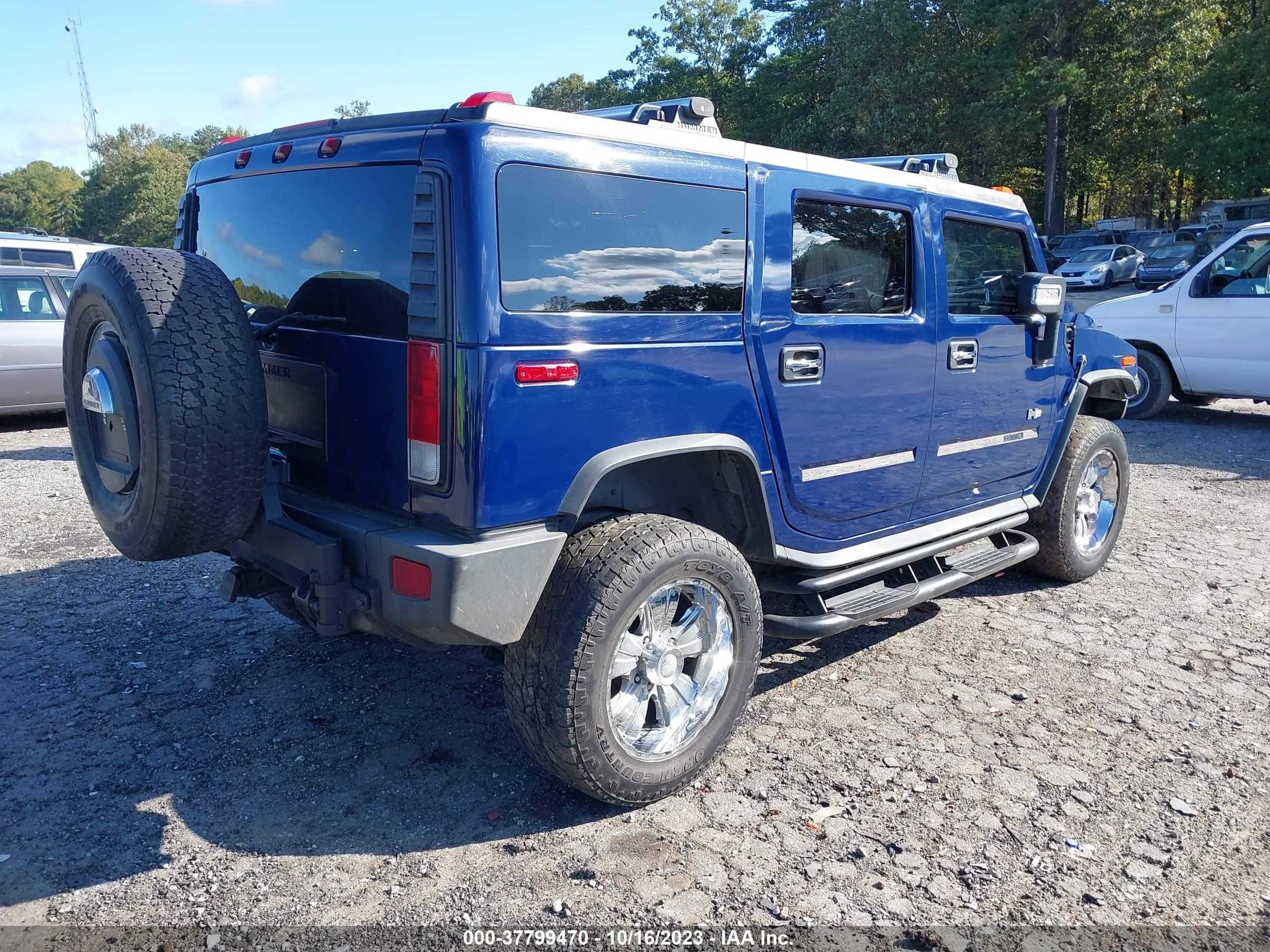 Photo 3 VIN: 5GRGN23U57H100535 - HUMMER H2 