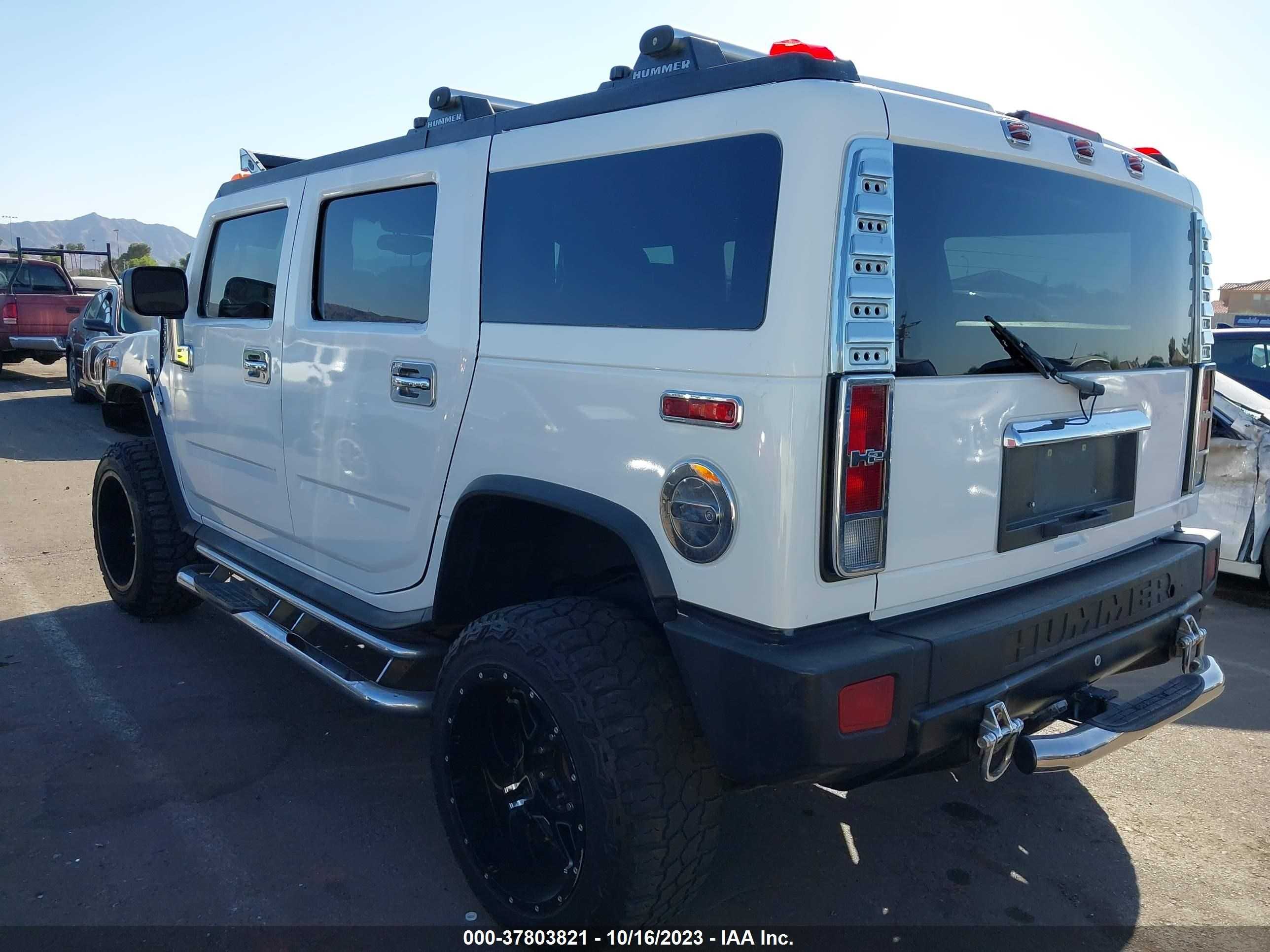 Photo 2 VIN: 5GRGN23U66H100560 - HUMMER H2 