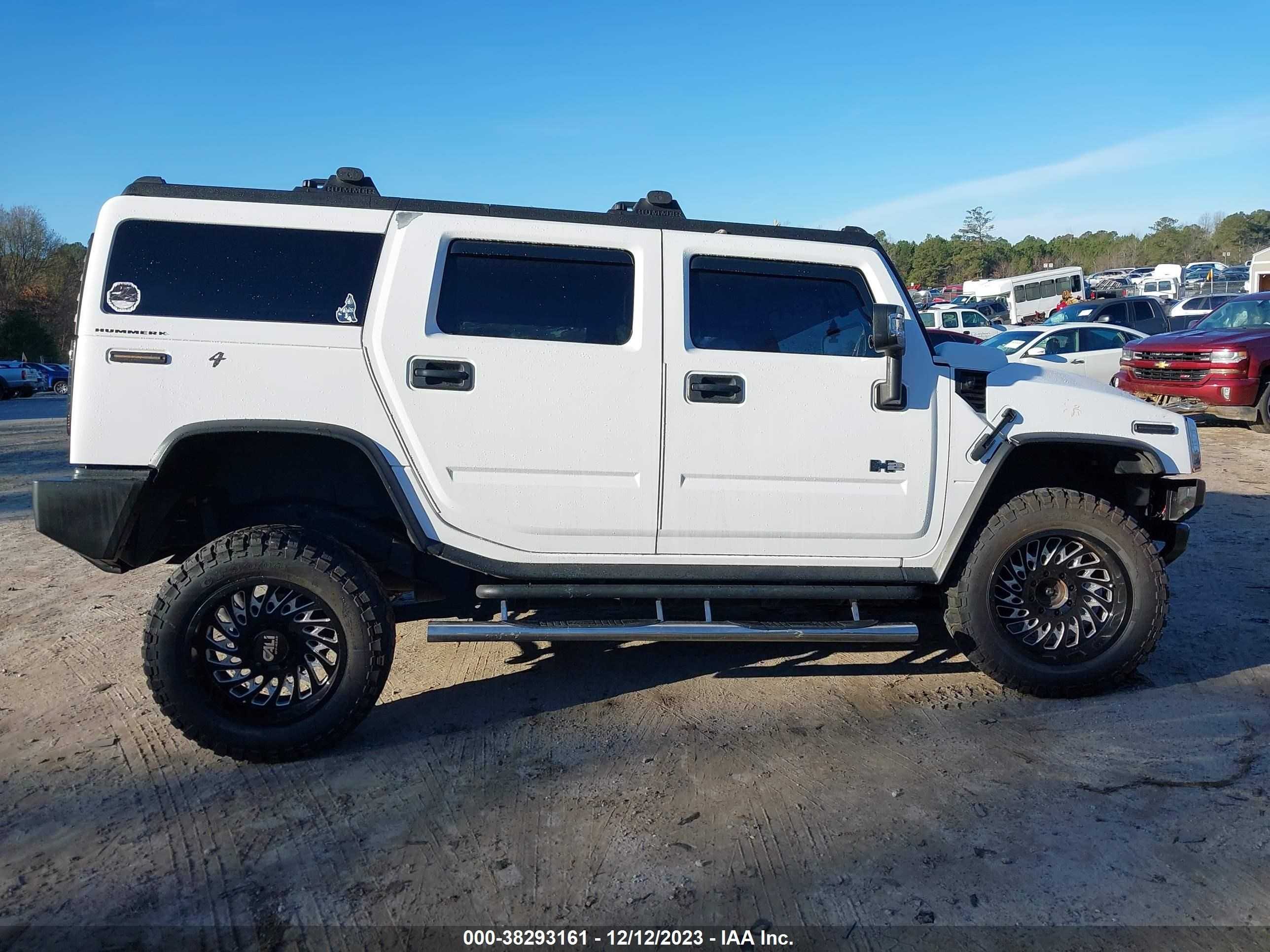 Photo 12 VIN: 5GRGN23U76H109879 - HUMMER H2 